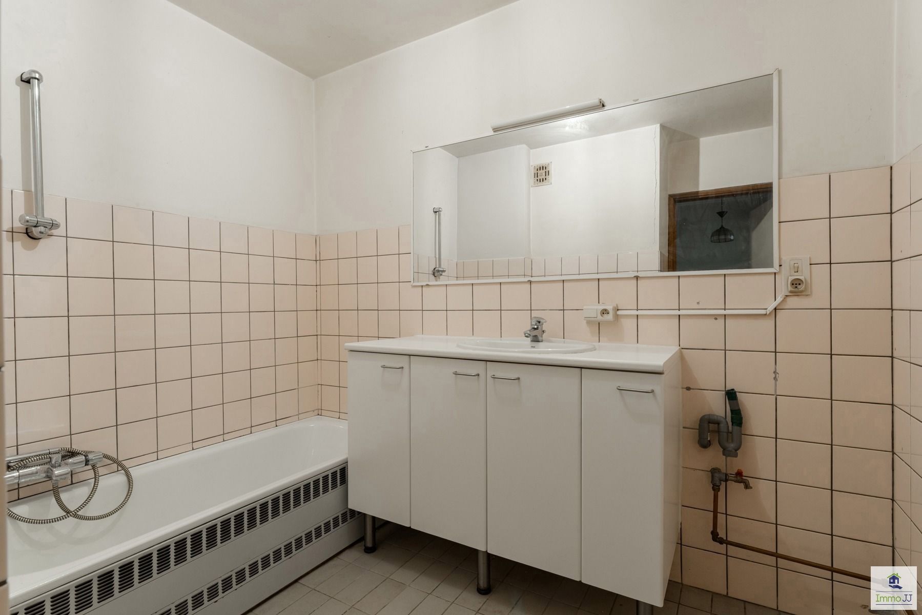 Te renoveren appartement in het stadscentrum van Hasselt foto 15