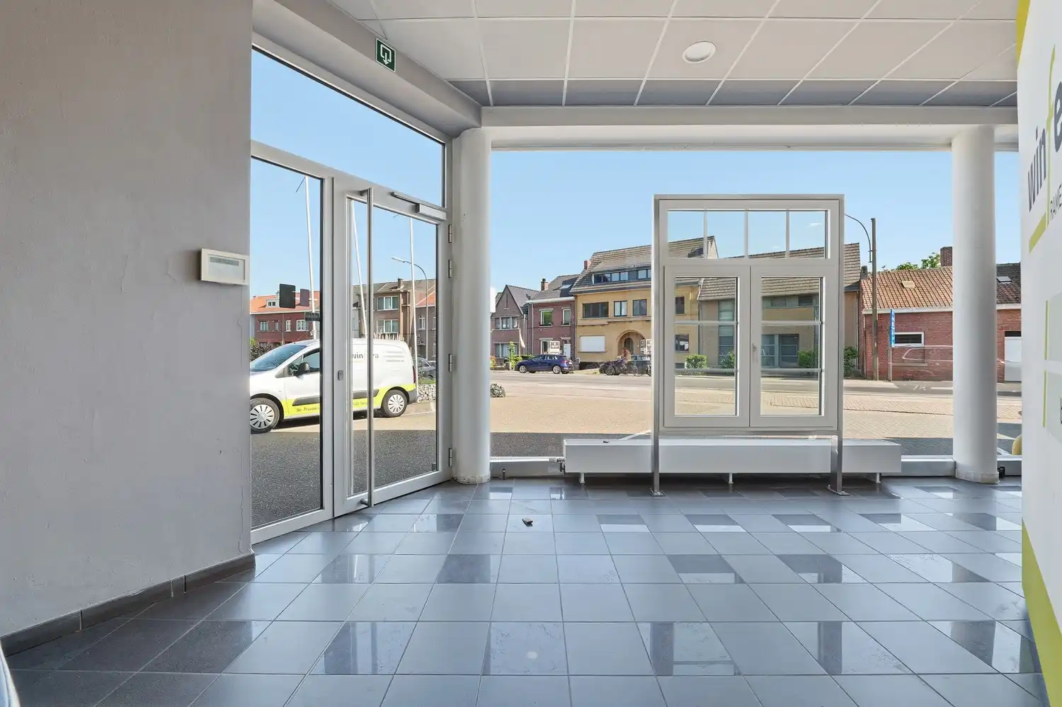 Multifunctioneel gebouw met woonst foto 6