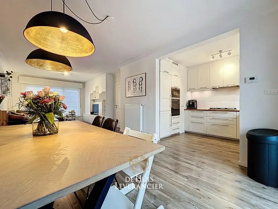 B&B Moment ELSDONK: Stijlvol gerenoveerde gezinswoning met 4 slpks en tuin, EPC Label B foto 3