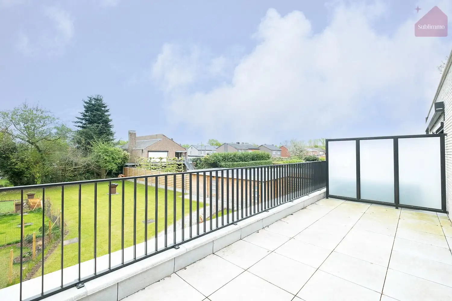 Nieuwbouwappartement op de eerste verdieping (117,80 m²) met 3 slaapkamers en terras. foto 12