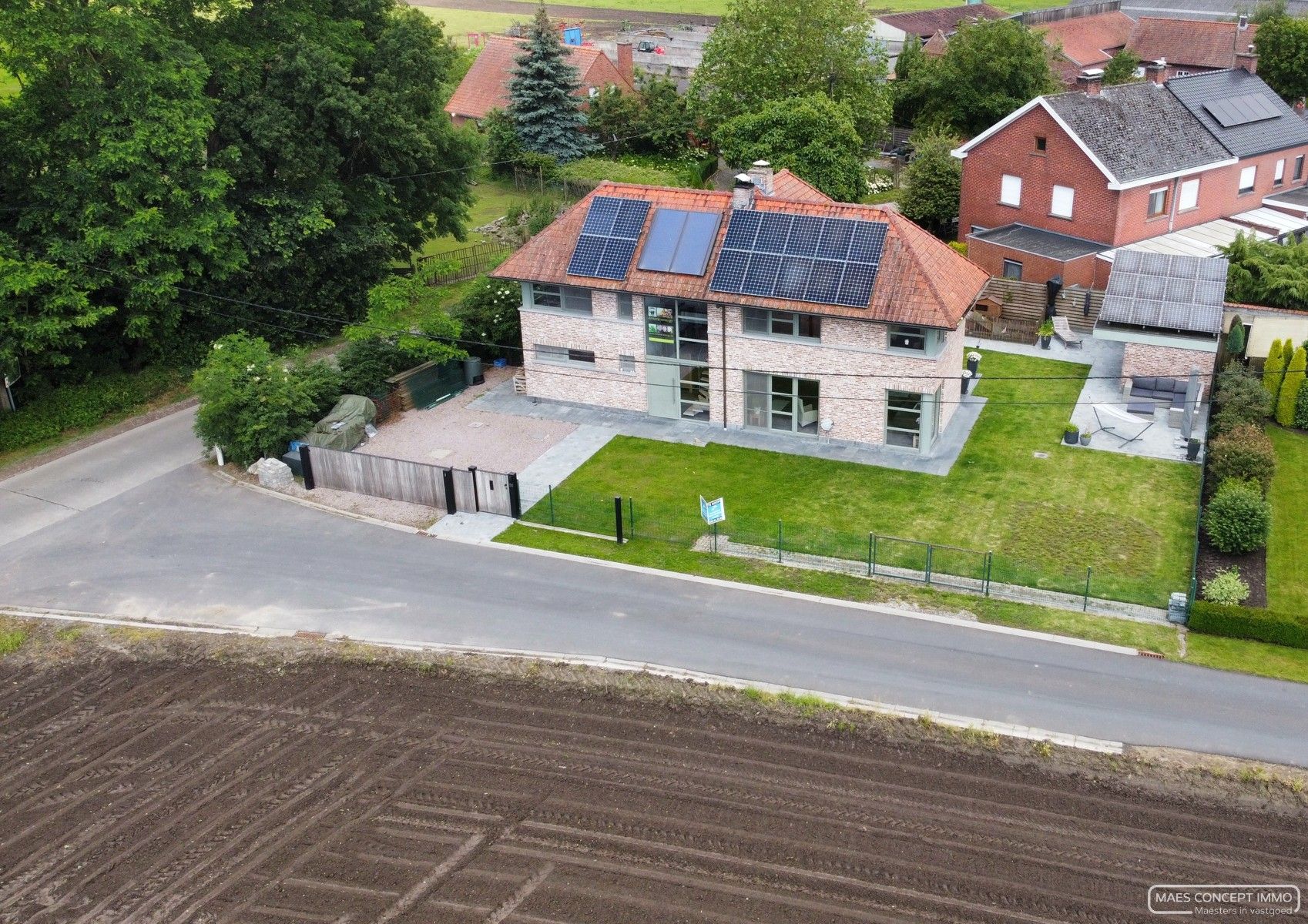 Landelijke villa met 3 slaapkamers te koop in Anzegem foto 1