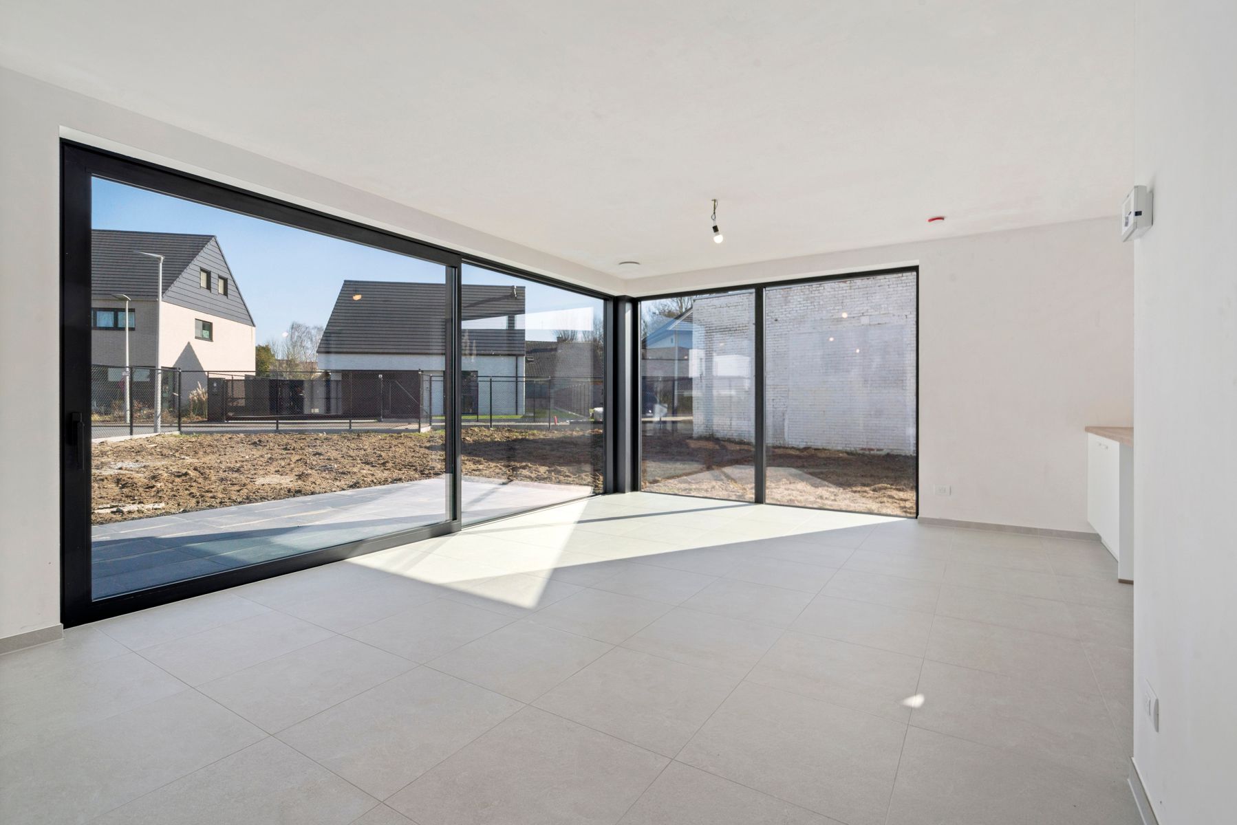 Moderne, vrijstaande woning foto 3