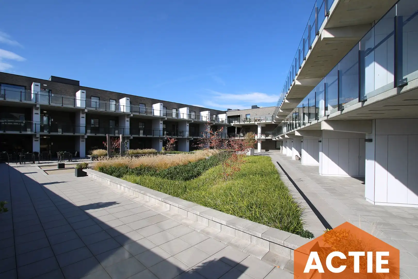 Nieuwbouwappartement van 83,19m² met één slaapkamer foto {{pictureIndex}}