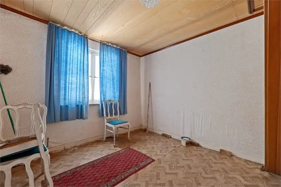 2 TE RENOVEREN WONINGEN+ 16 GARAGES OP EEN PERCEEL VAN 9A87 foto 25