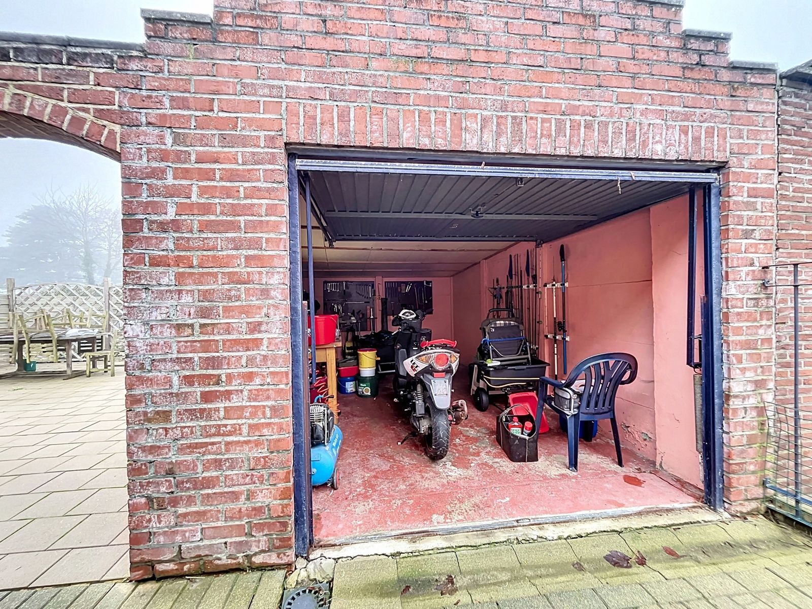 instapklaar, 3/4 slpks, inrichtbare zolder, garage en tuin foto 28