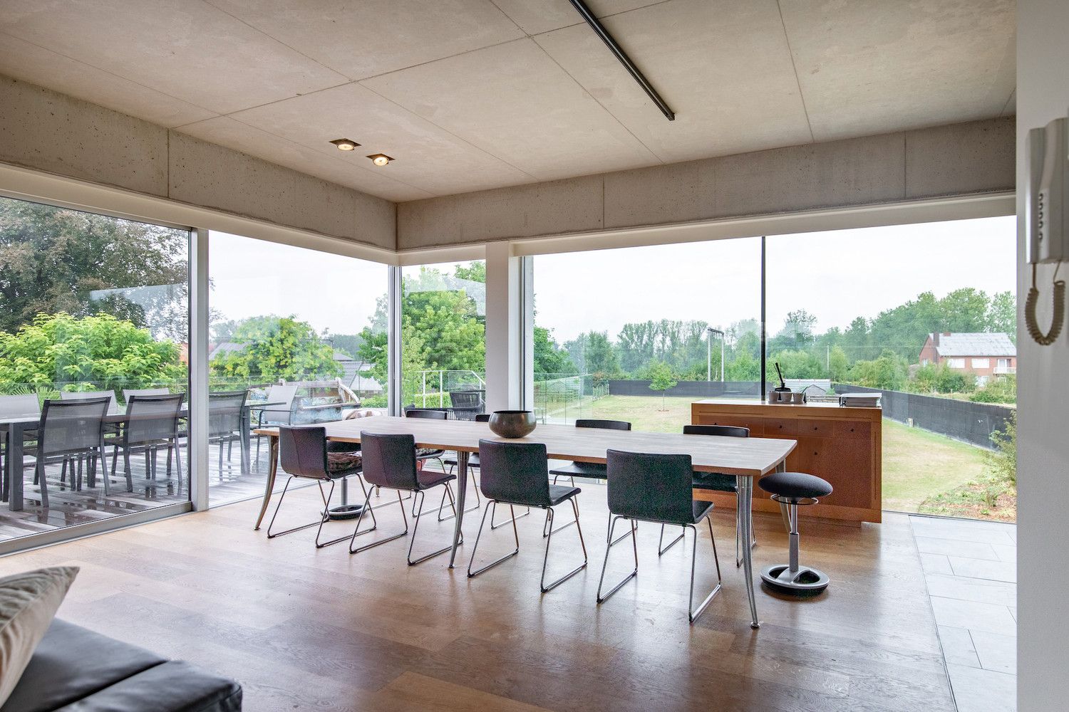 Moderne architectuurwoning op een perceel van 20a foto 33