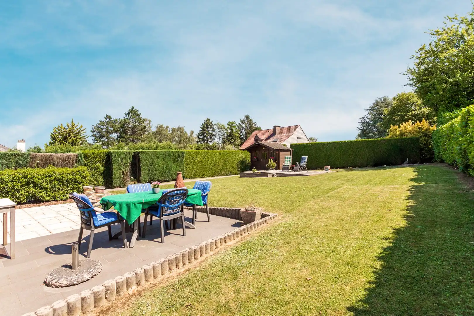 Verzorgde woning met 3 slpk, garage en tuin foto 16