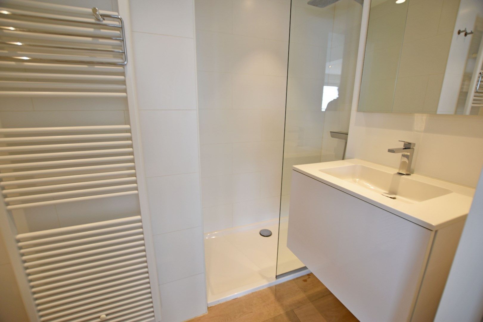 Mooi appartement met zijdelings zeezicht, centraal gelegen op het Lichttorenplein foto 5