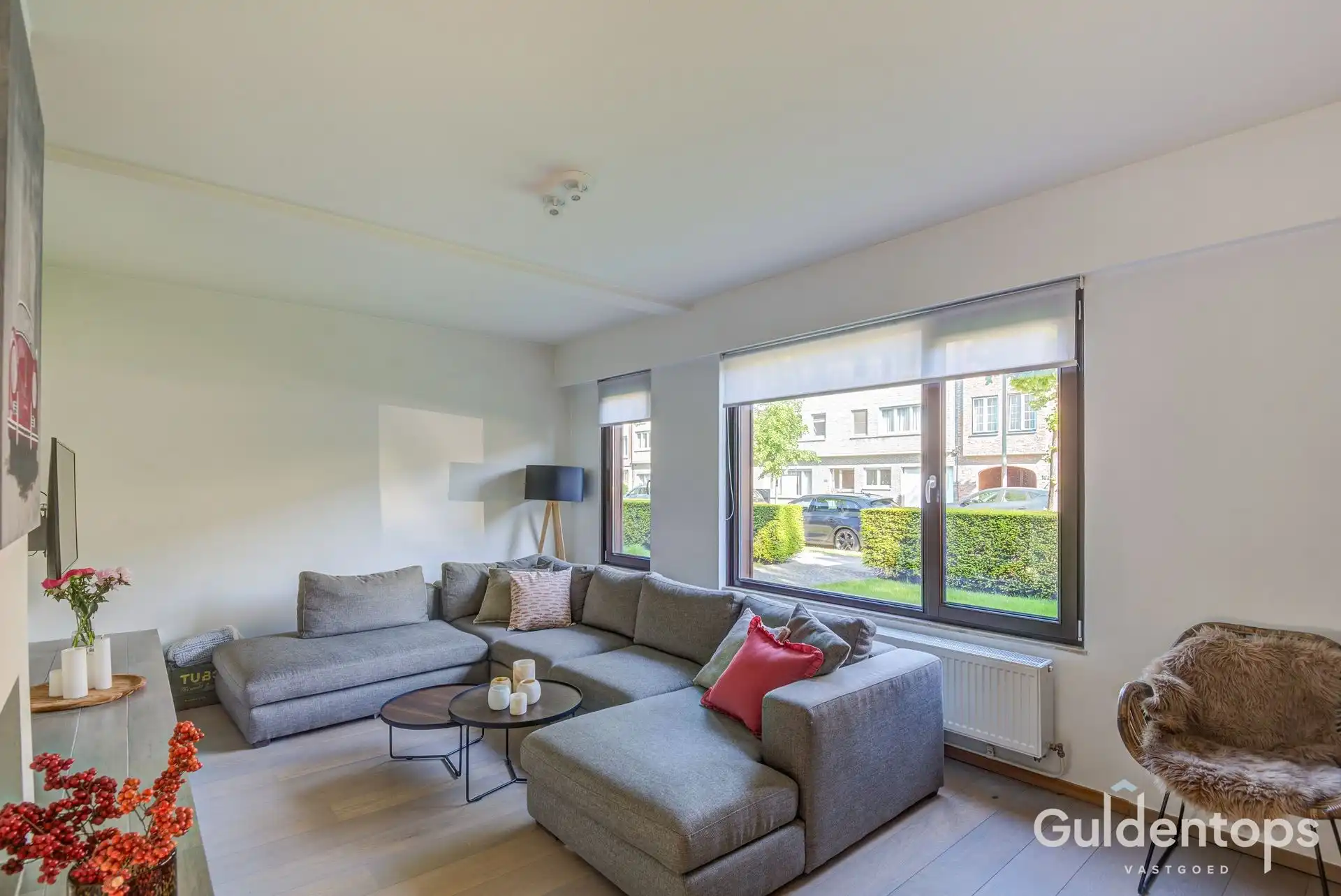 Modern ruim gelijkvloers (2 slk) appartement met ruime tuin foto 4
