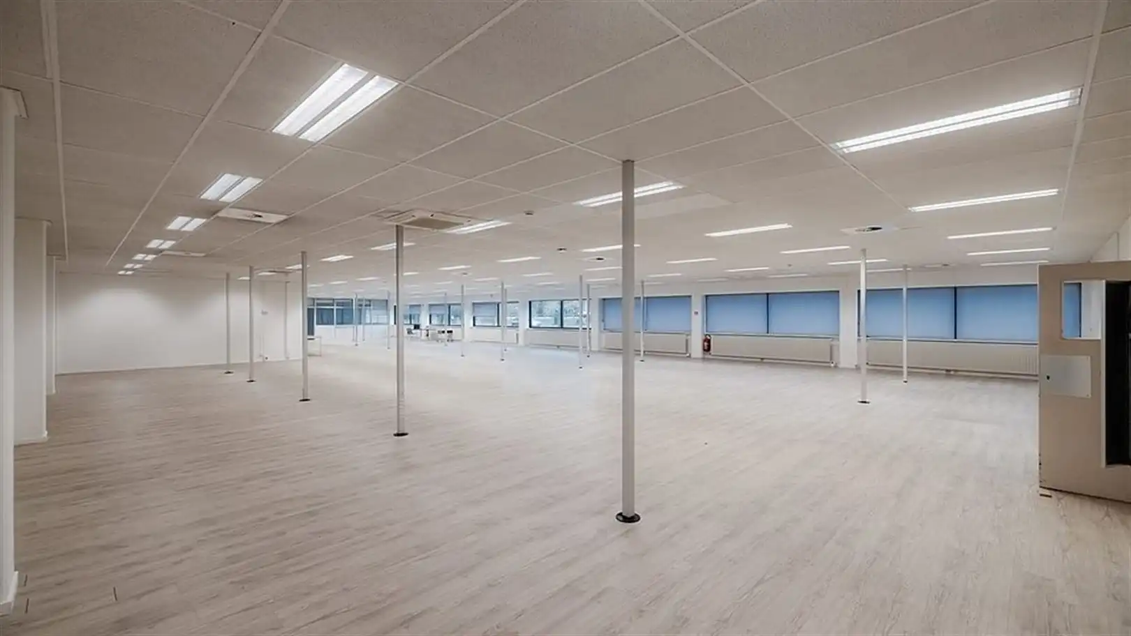 Logistiek magazijn+commerciële zichtlocatie te Mechelen foto 17