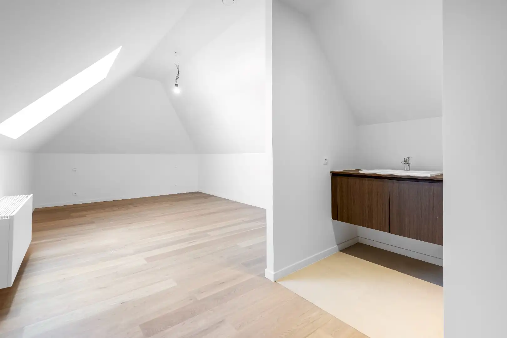 Prachtige nieuwbouw villa met zwembad in een rustige omgeving foto 24