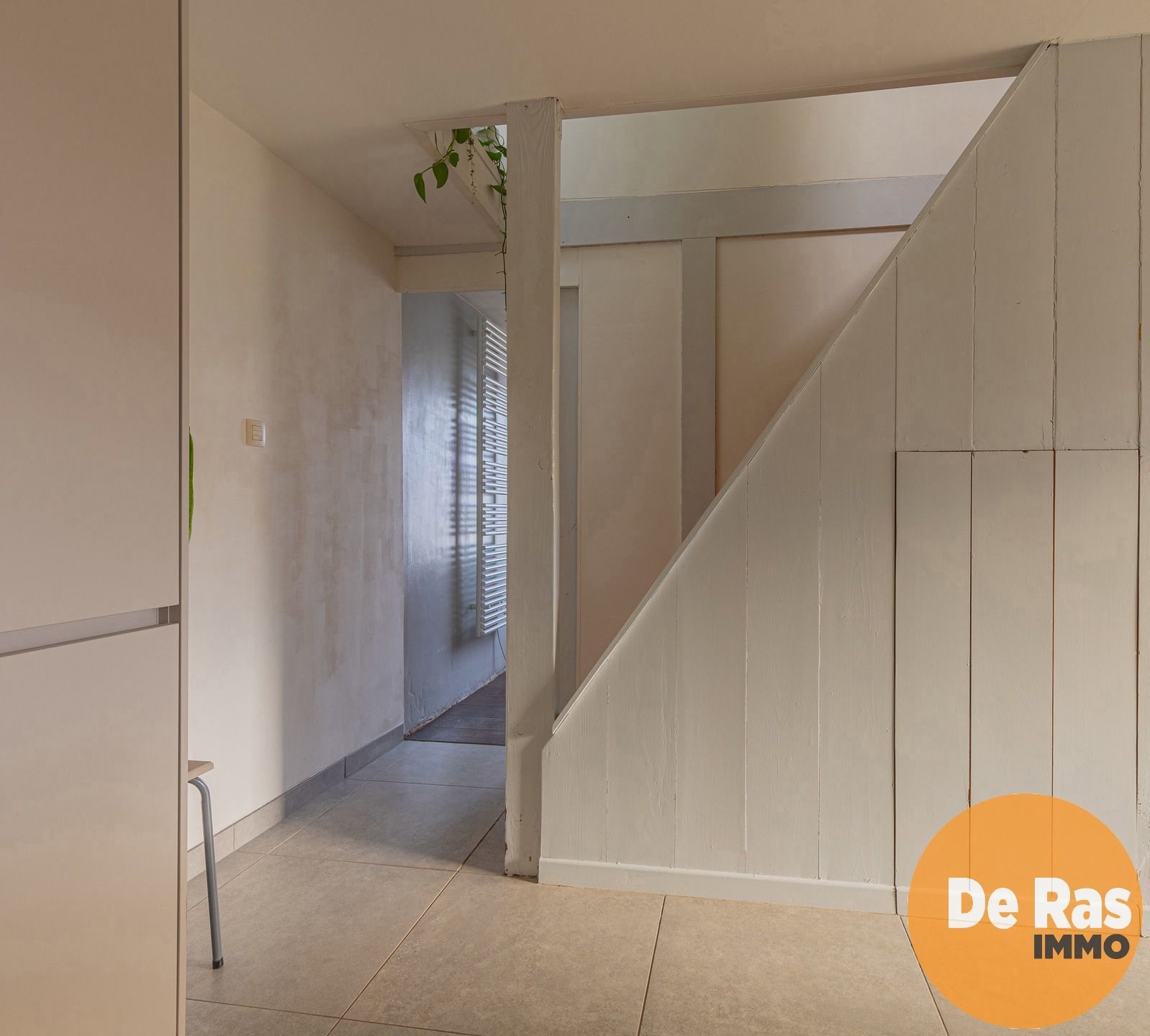 OORDEGEM - Instapklare woning met 2 kamers op leuke locatie foto 12