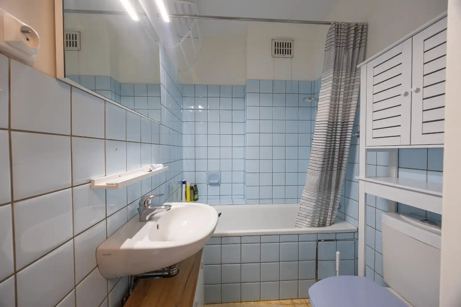 Instapklare studio met zuidgericht terras op topligging vlakbij de Zeedijk! foto 17