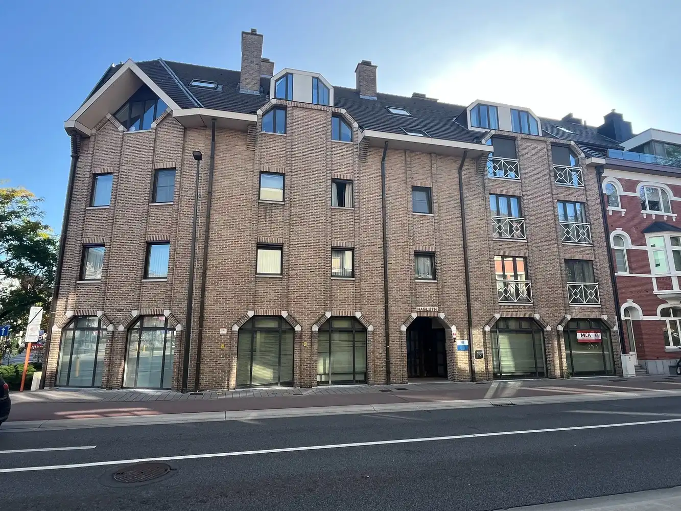 Handelsruimte met parking foto 5