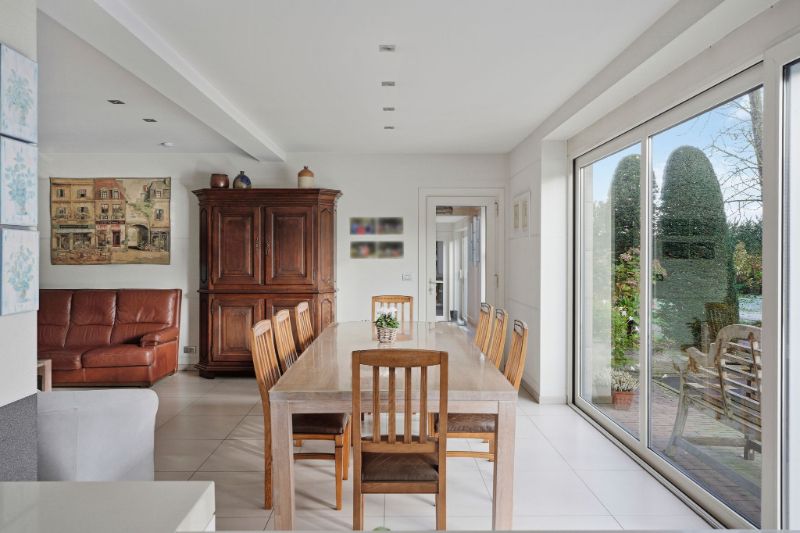 Landelijke woning met loods foto 10