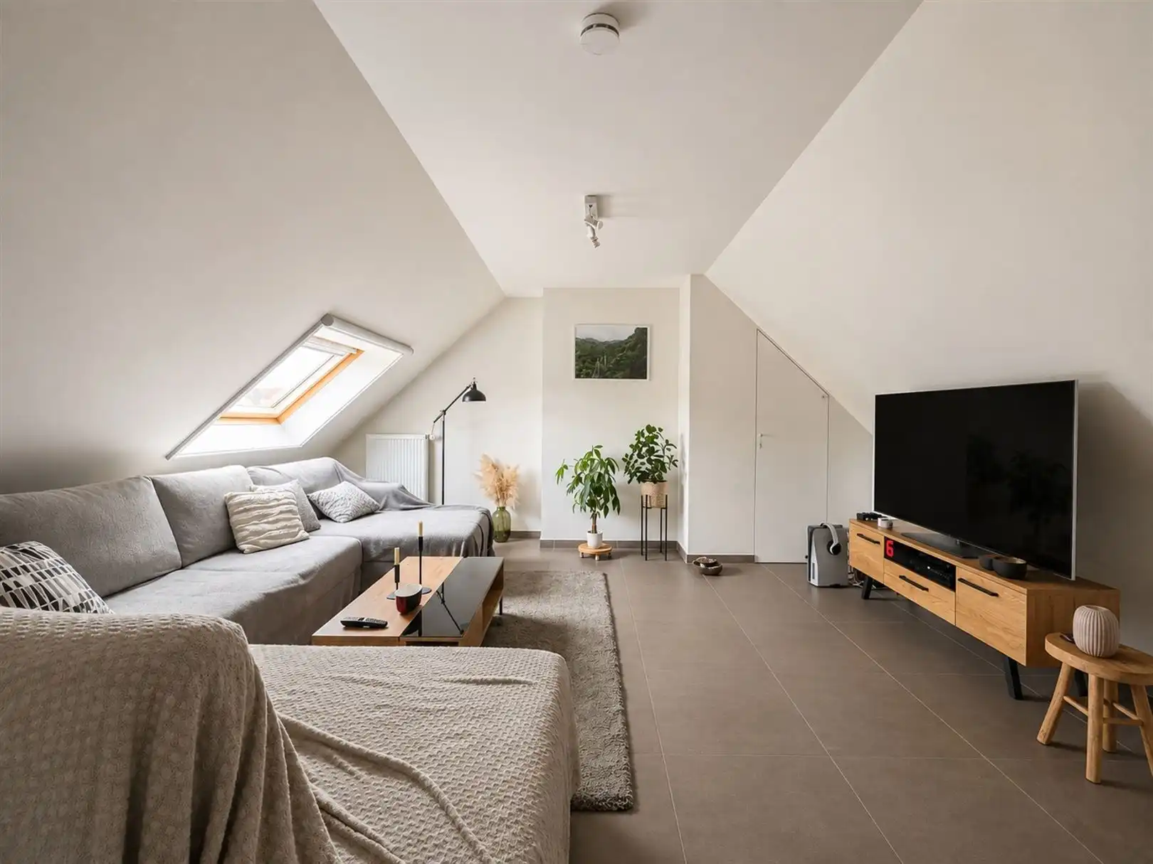 Modern duplex appartement met terras foto 12