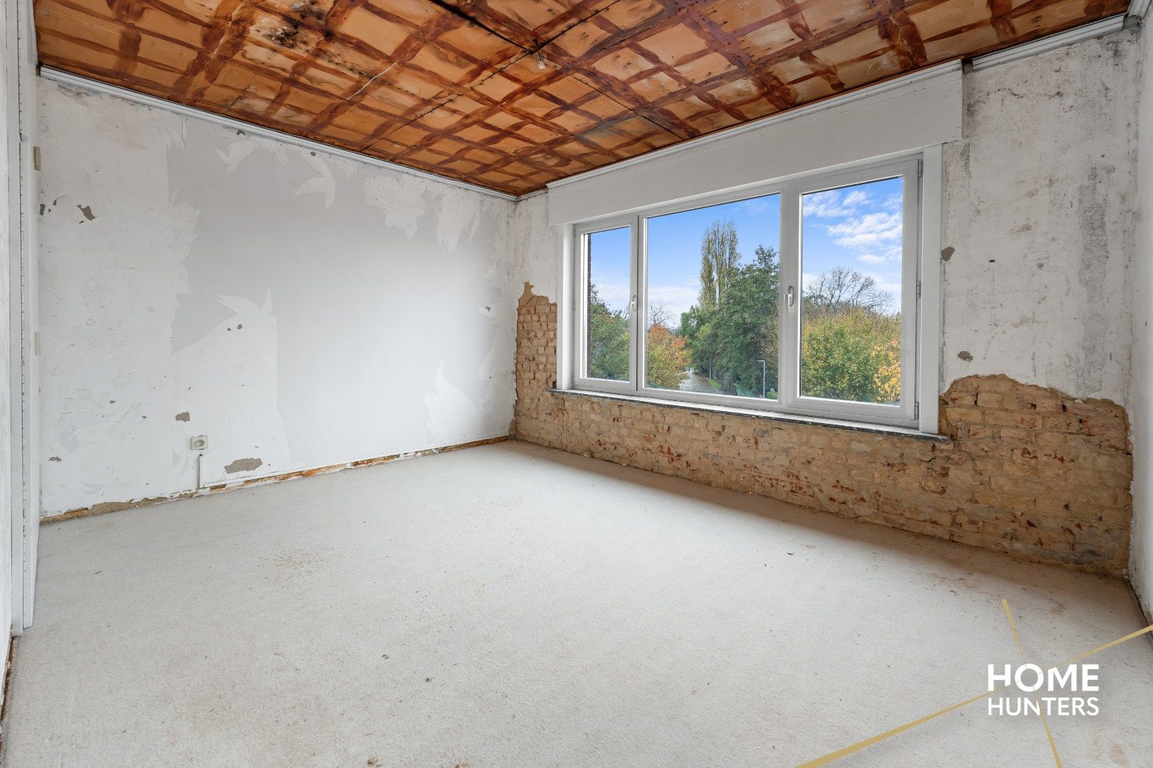 Charmante, op te frissen rijwoning met ruime tuin en 3 slaapkamers foto 19