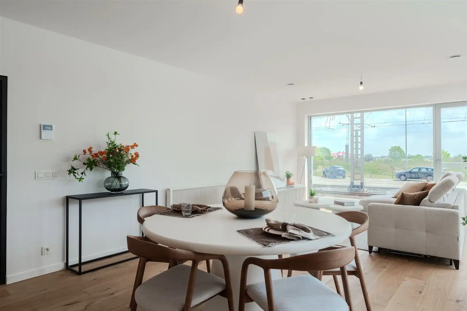 Modern ingericht één slaapkamer appartement foto 3
