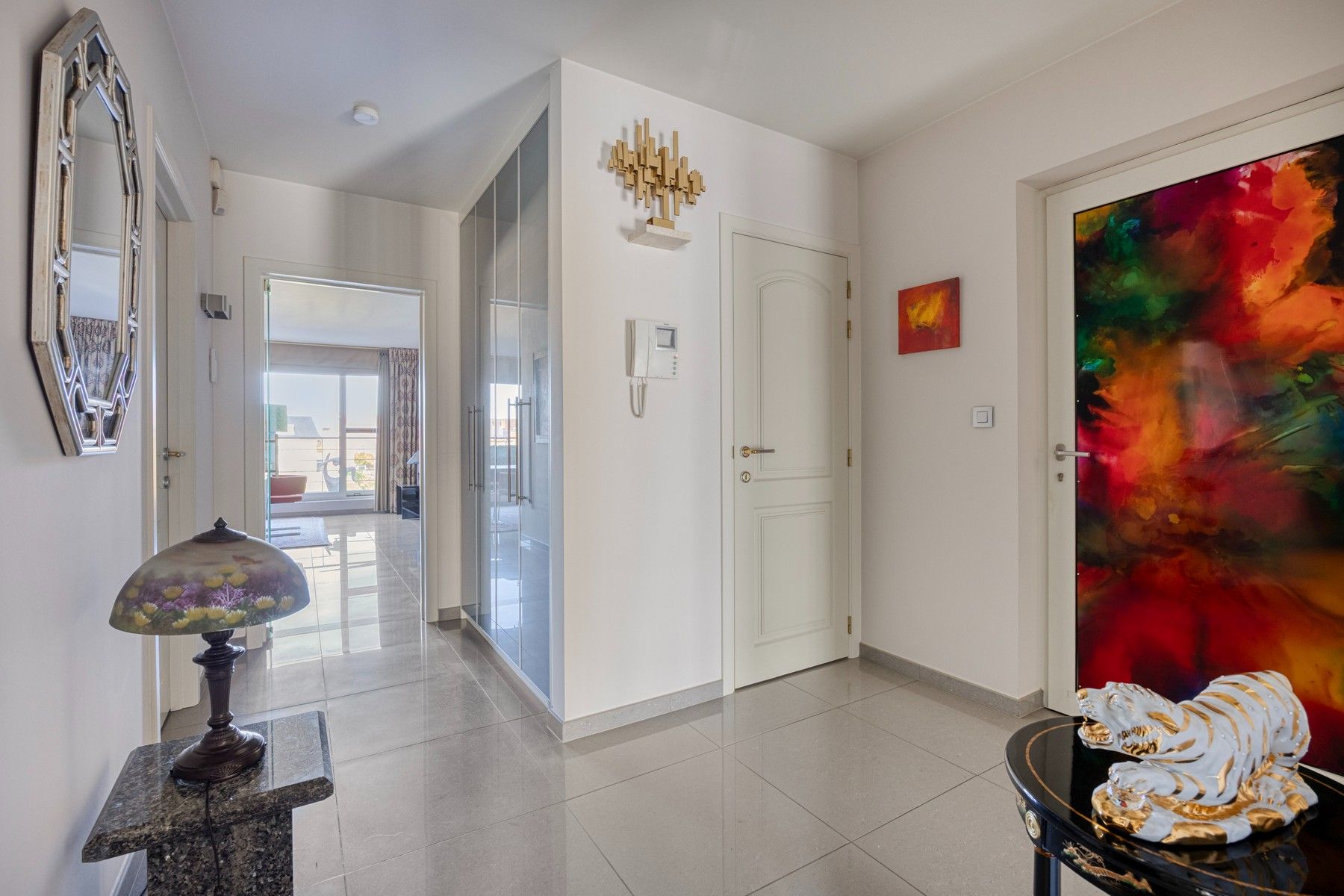 Stijlvol luxueus appartement vlakbij het centrum foto 3