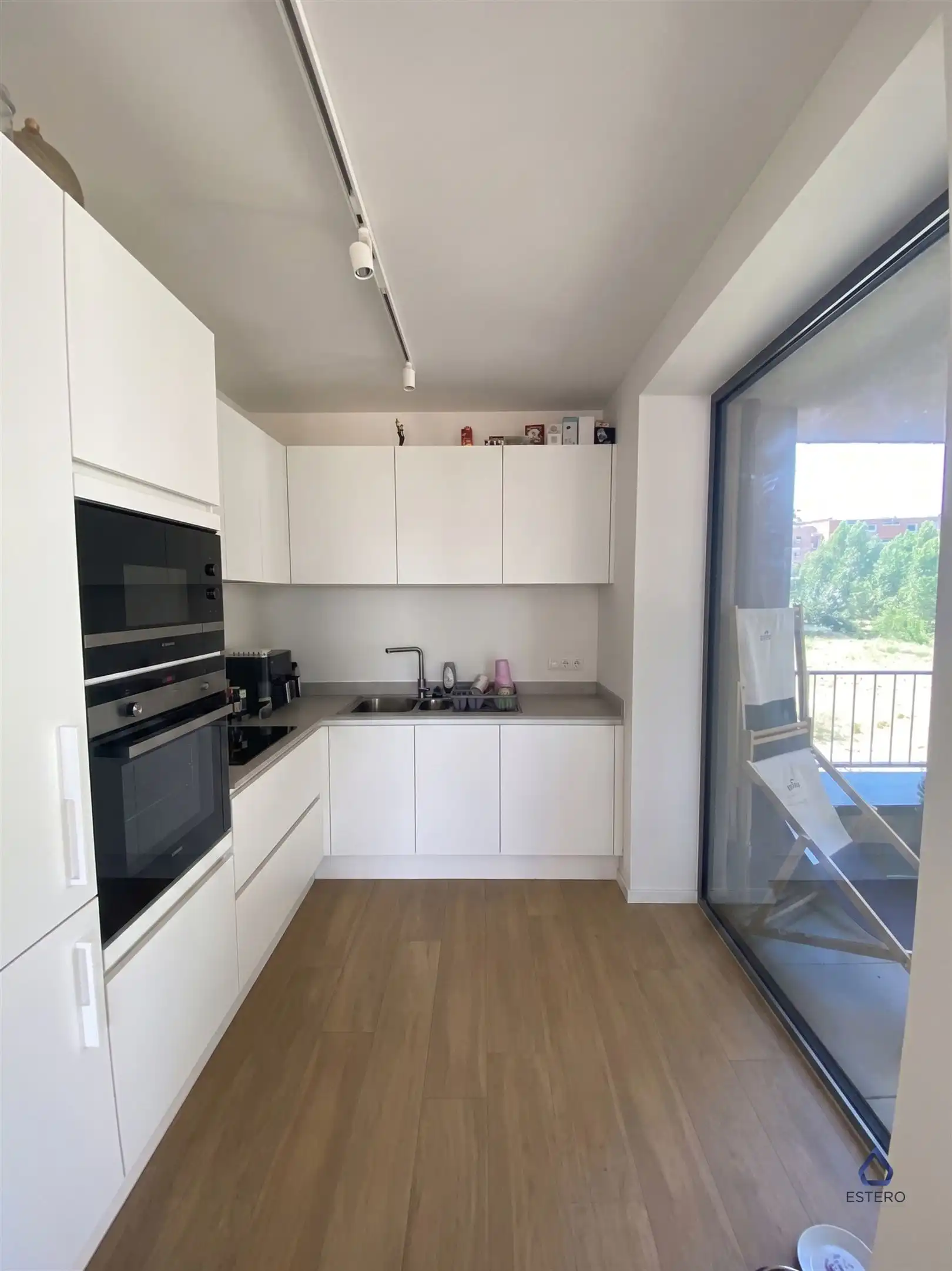 Ruim 1-Slaapkamer appartement in hartje Brussel foto 4