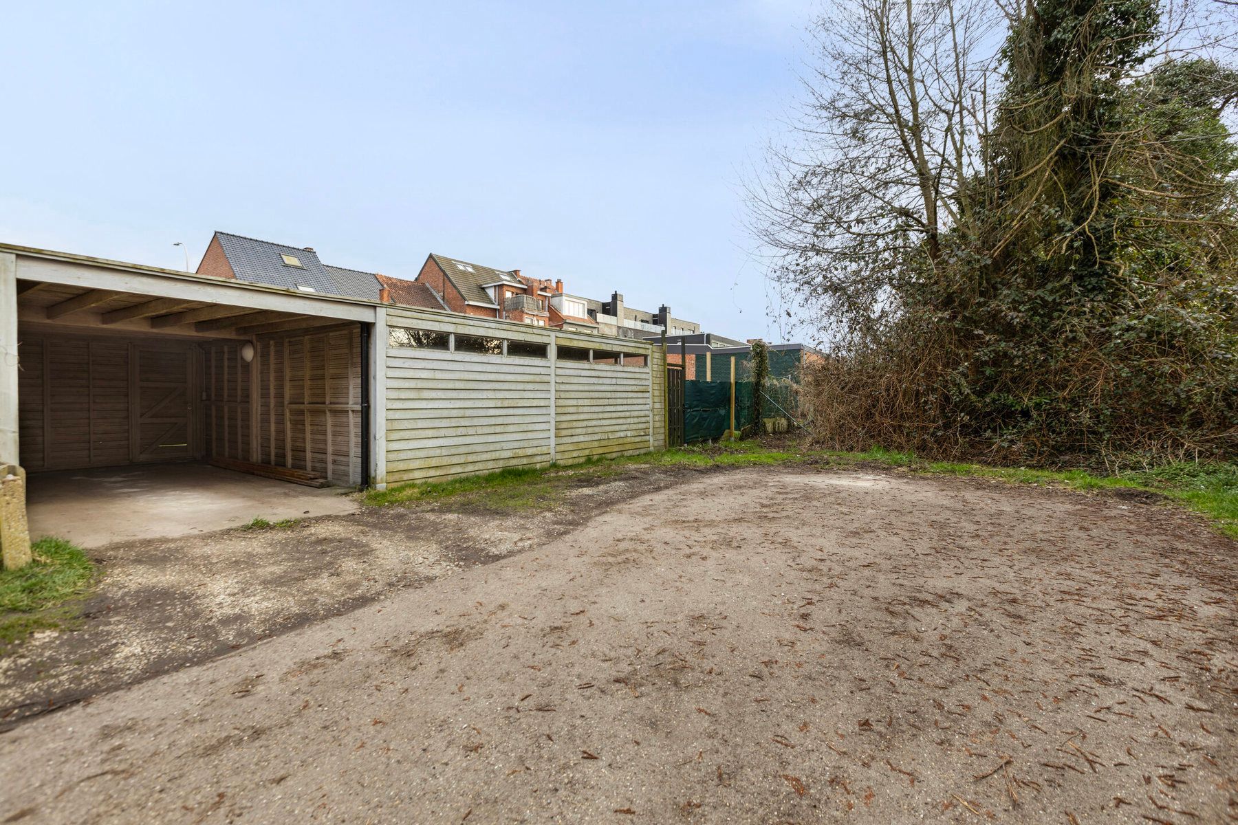 Charmante, gerenoveerde HOB met veranda en tuin in Hasselt – instapklaar en perfect gelegen! foto 36