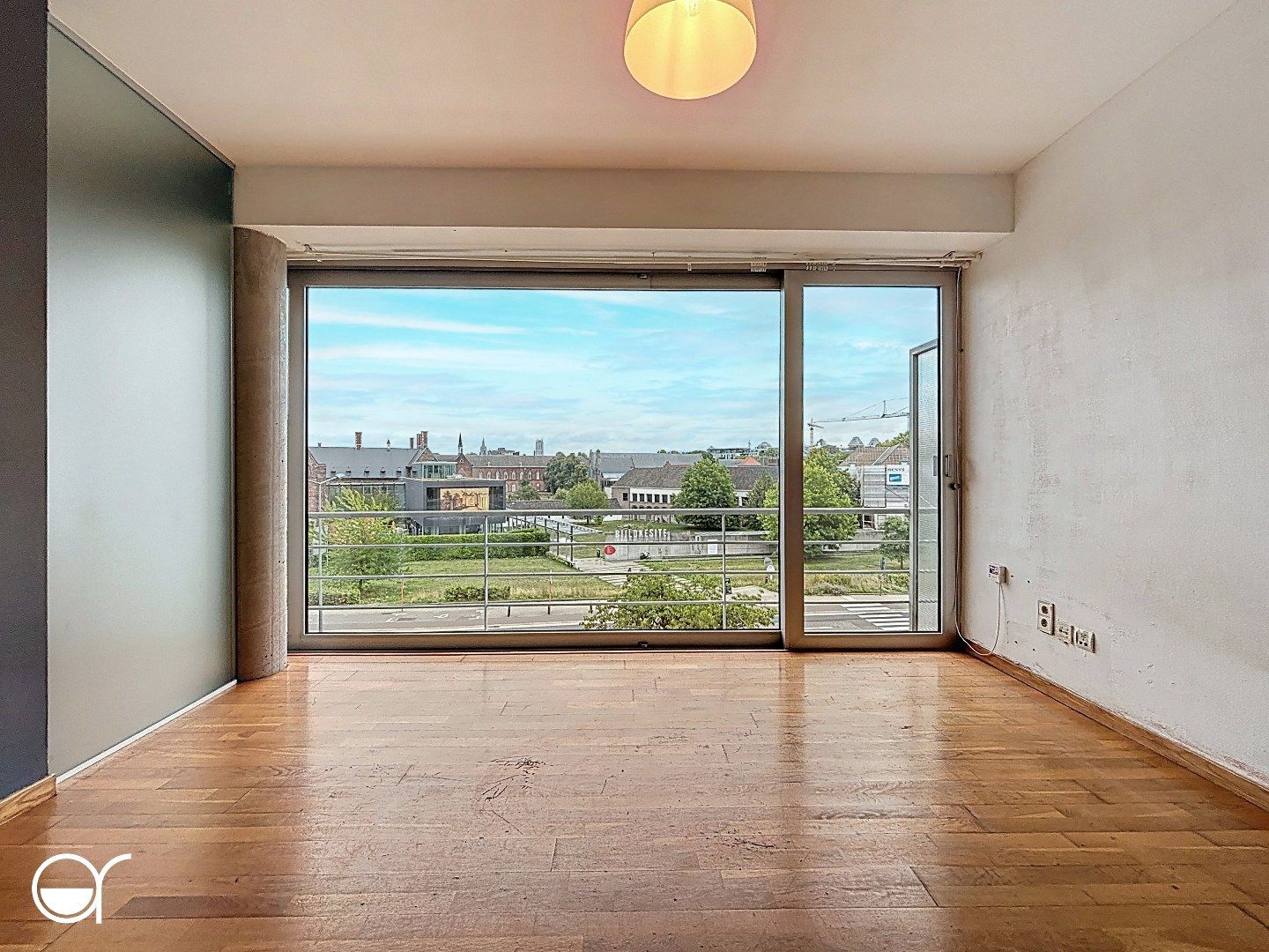  1-slaapkamerappartement op toplocatie foto 12