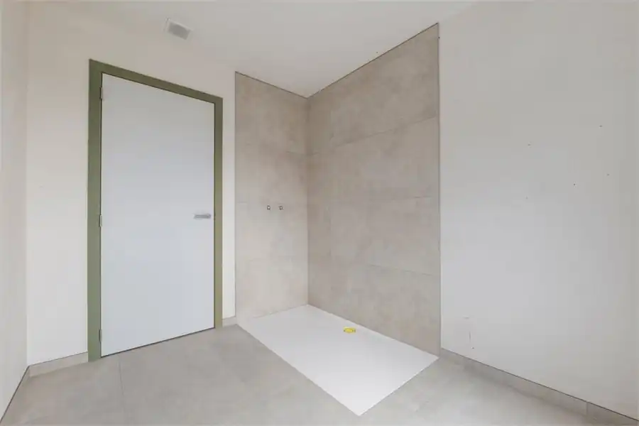 KNAPPE NIEUWBOUWWONING IN HET CENTRUM VAN BORGLOON (MOGELIJKHEID AANKOOP 6% BTW) foto 28