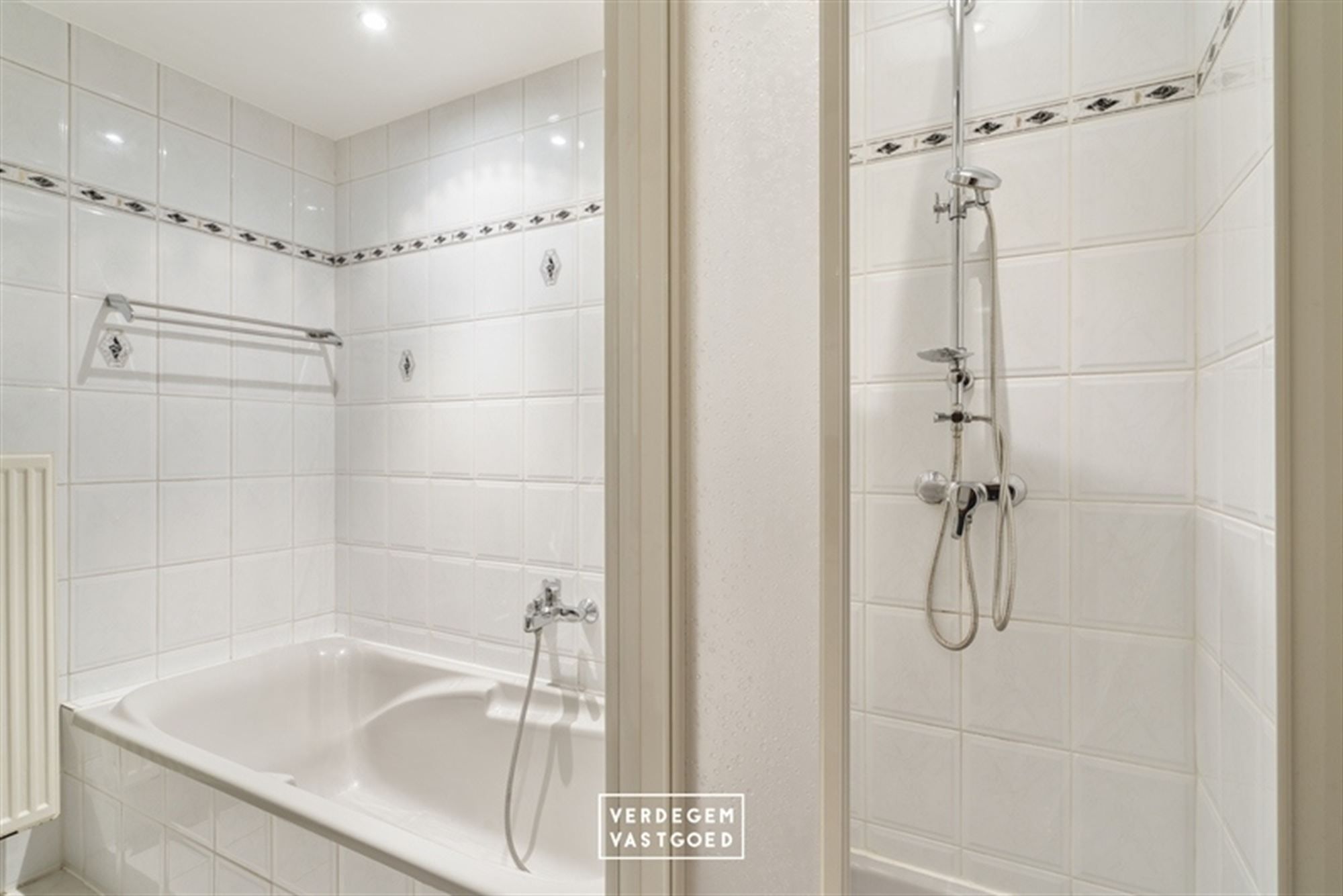 Gezellig appartement met 2 slaapkamers en mooi zicht op de Durme. Met 2 terrassen. Privatieve berging gelijkvloers. foto 6