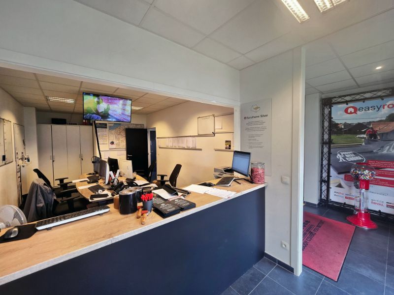 Magazijn te huur foto 6