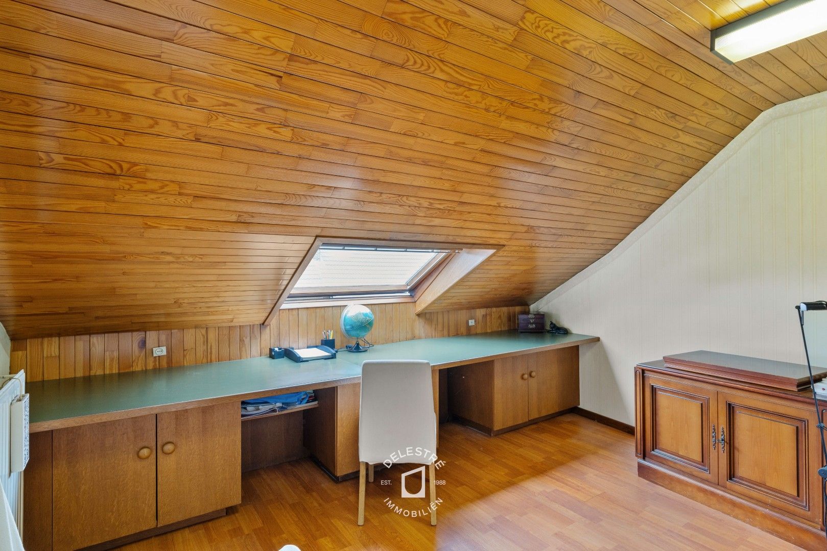 SOLIDE (HANDELS)WONING MET GARAGE BRUSSELBAAN foto 31