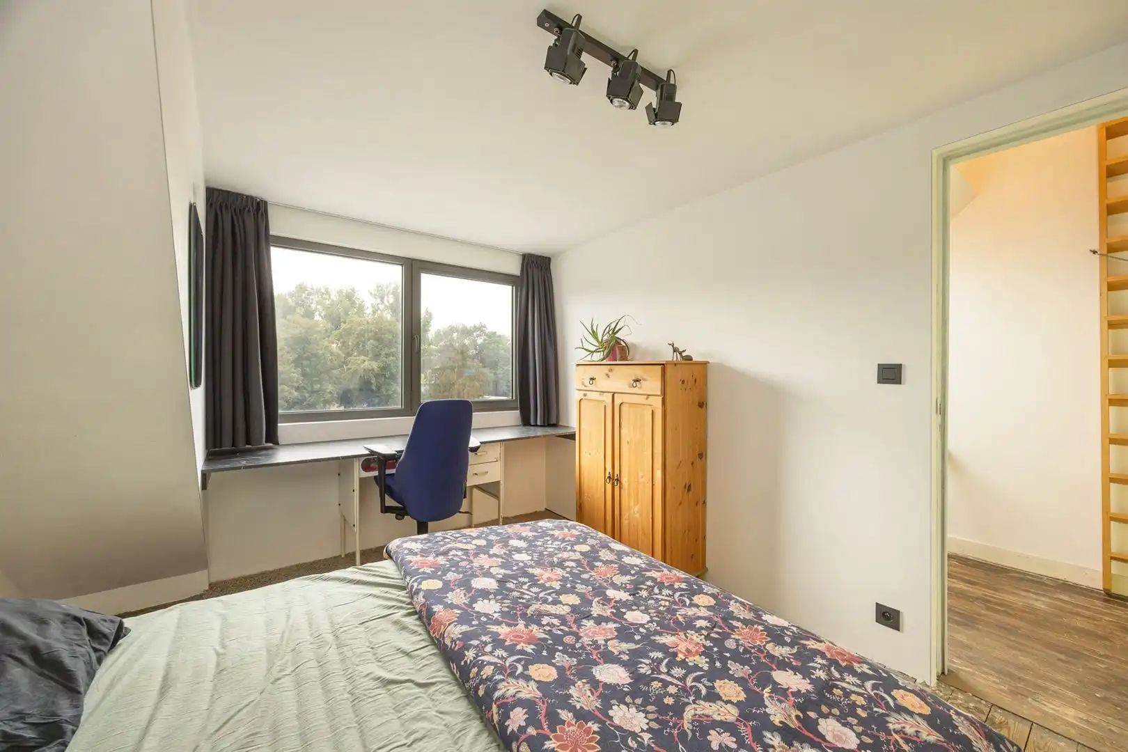 Instapklare burgerwoning in Ekerse dorpskern foto 22