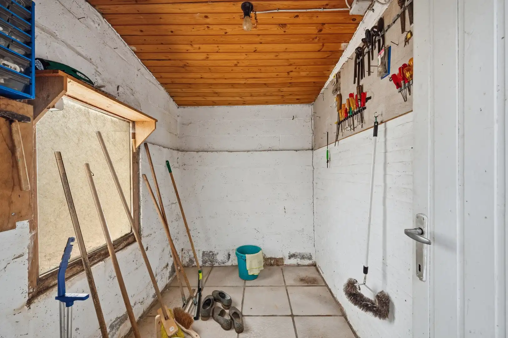 Ruime gezinswoning met 4 slpks met ruime tuin op rustige ligging foto 22