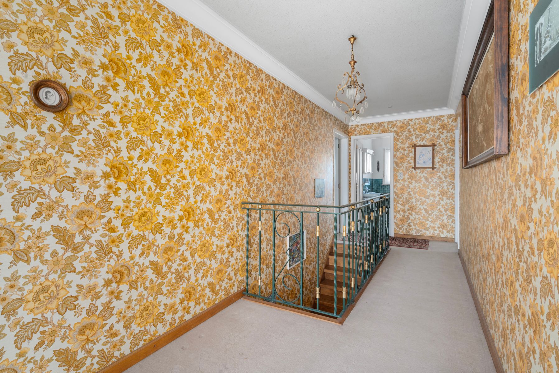 TE KOOP - ruime halfopen bebouwing met 4 slaapkamers foto 9