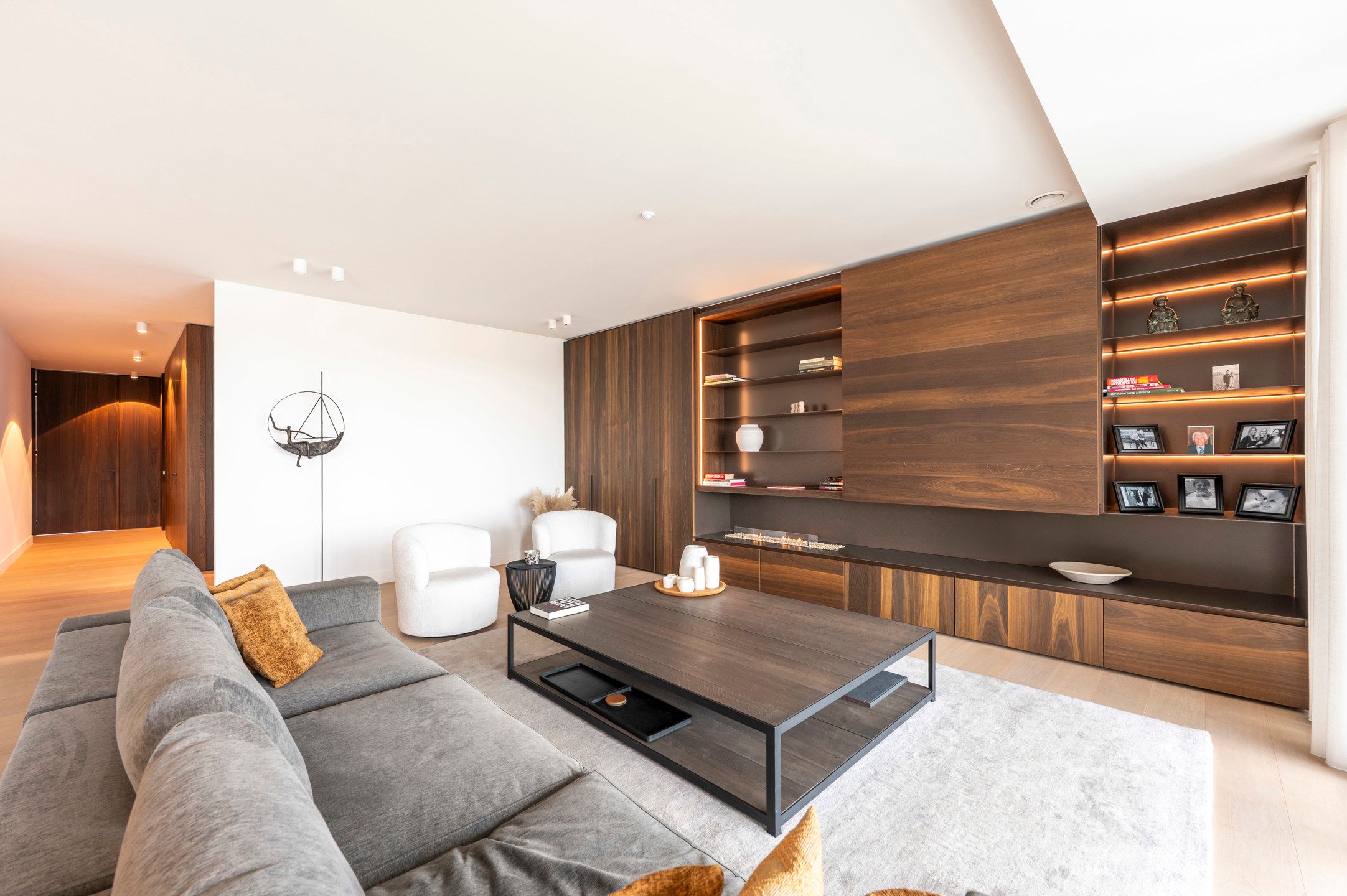 ANTWERPEN - Exclusief appartement op het Eilandje foto 3
