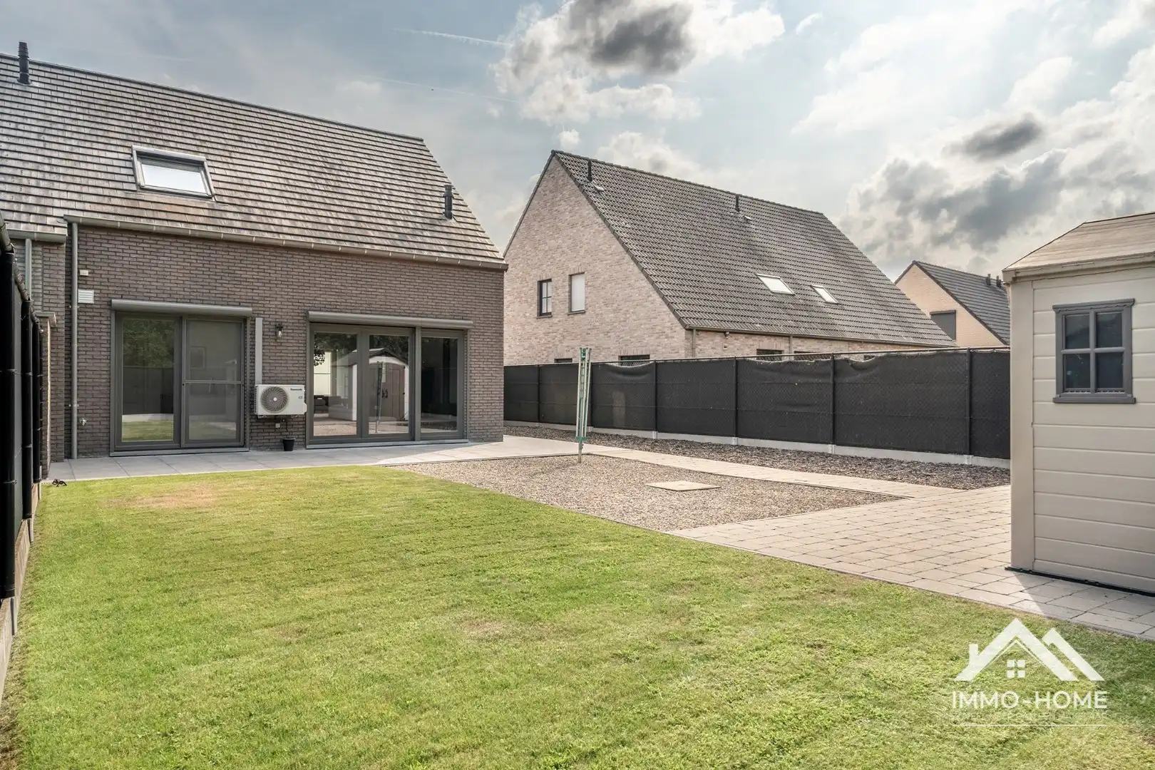Prachtige HOB in groene woonwijk oostakker! foto 4