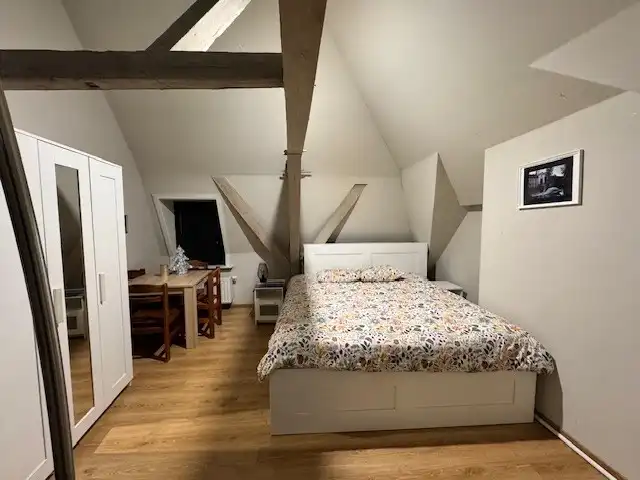 STUDIO te BRUGGE foto {{pictureIndex}}