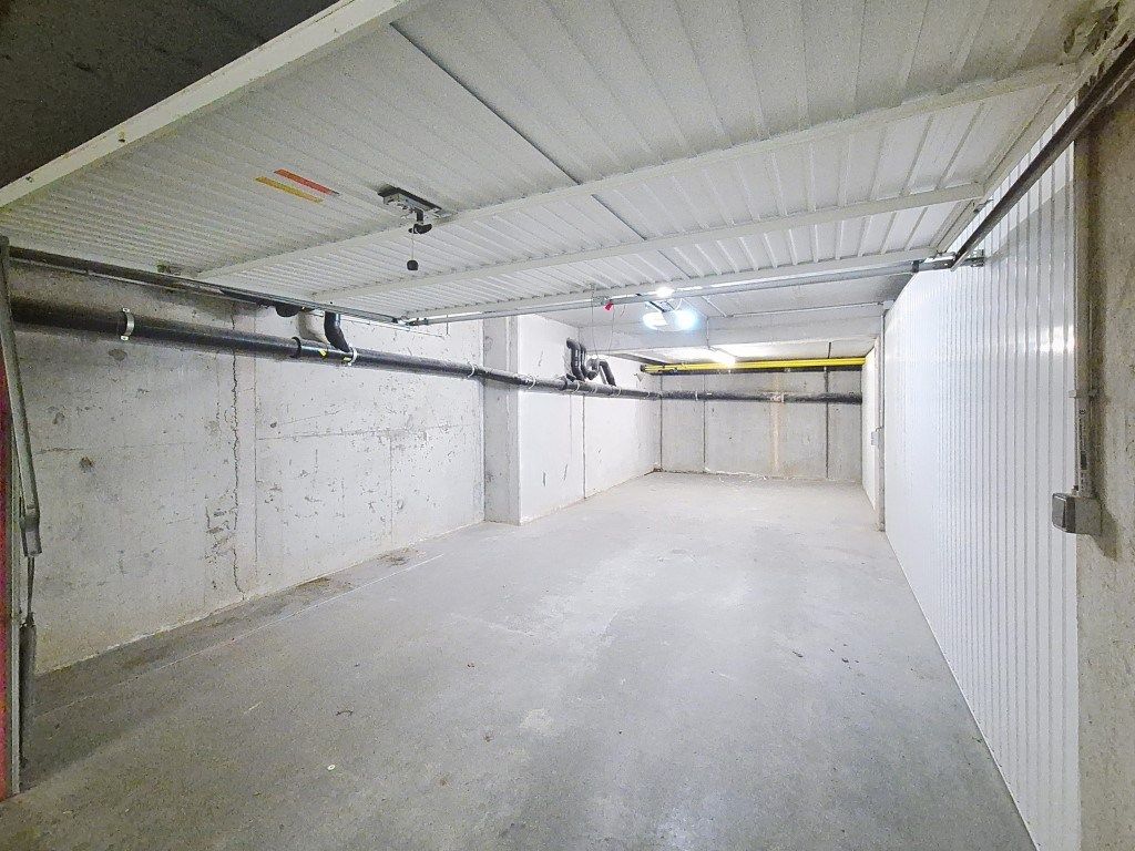 Garage te huur Maldegemseweg 1 - ABC - 9910 Knesselare