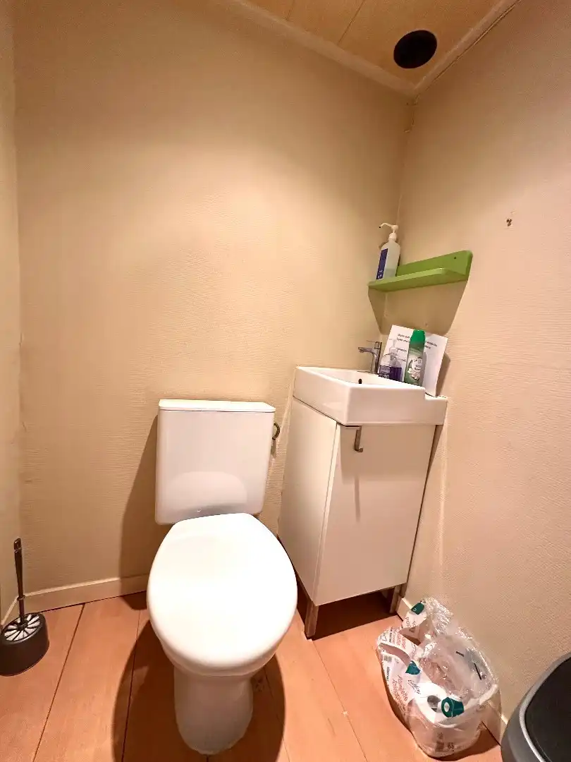 Veelzijdig handelshuis met ruime tuin – momenteel ingericht als crèche foto 11