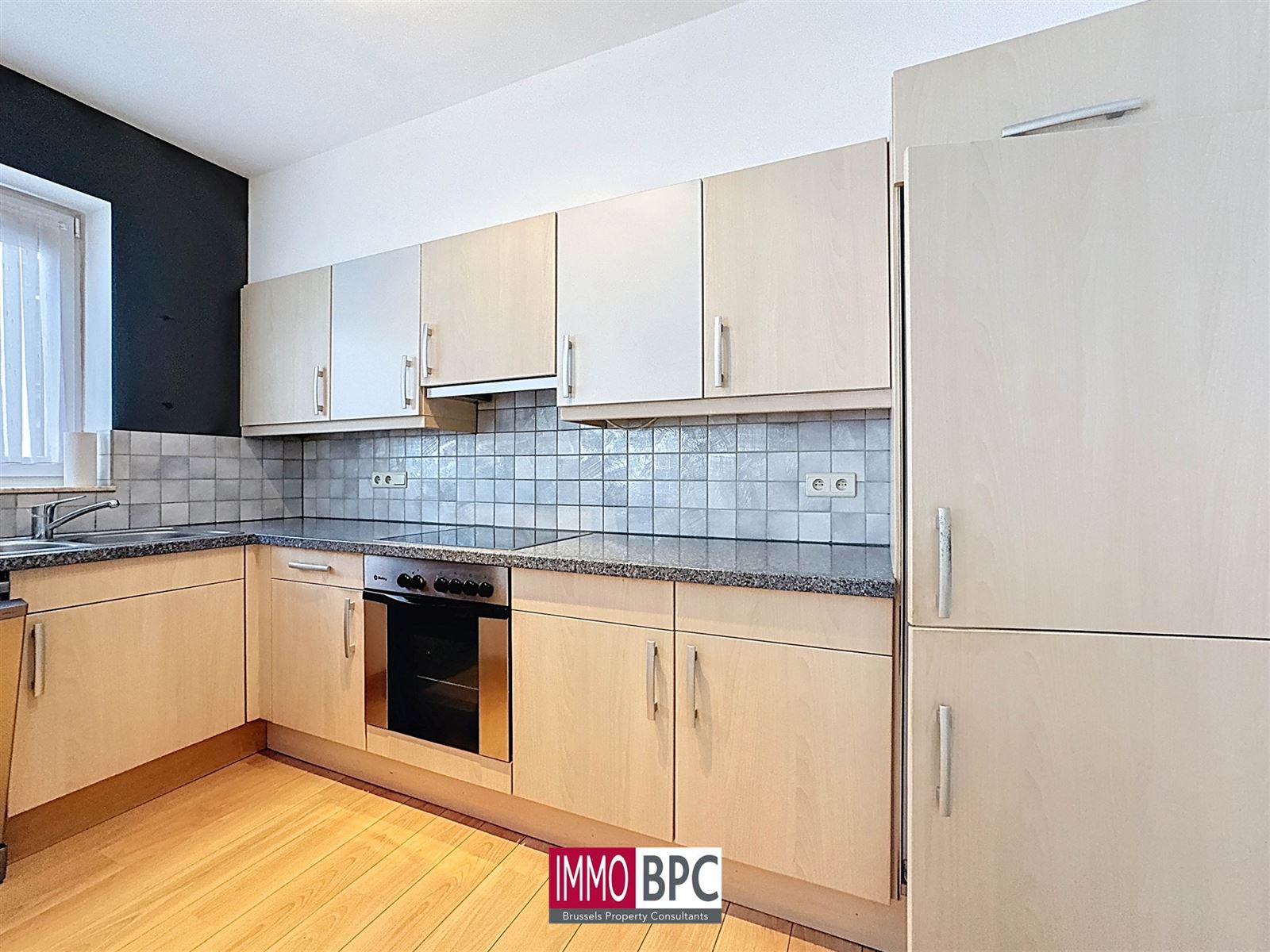 MODERN APPARTEMENT IN HARTJE JETTE – TOPLIGGING NABIJ PLACE MIRROR foto 8