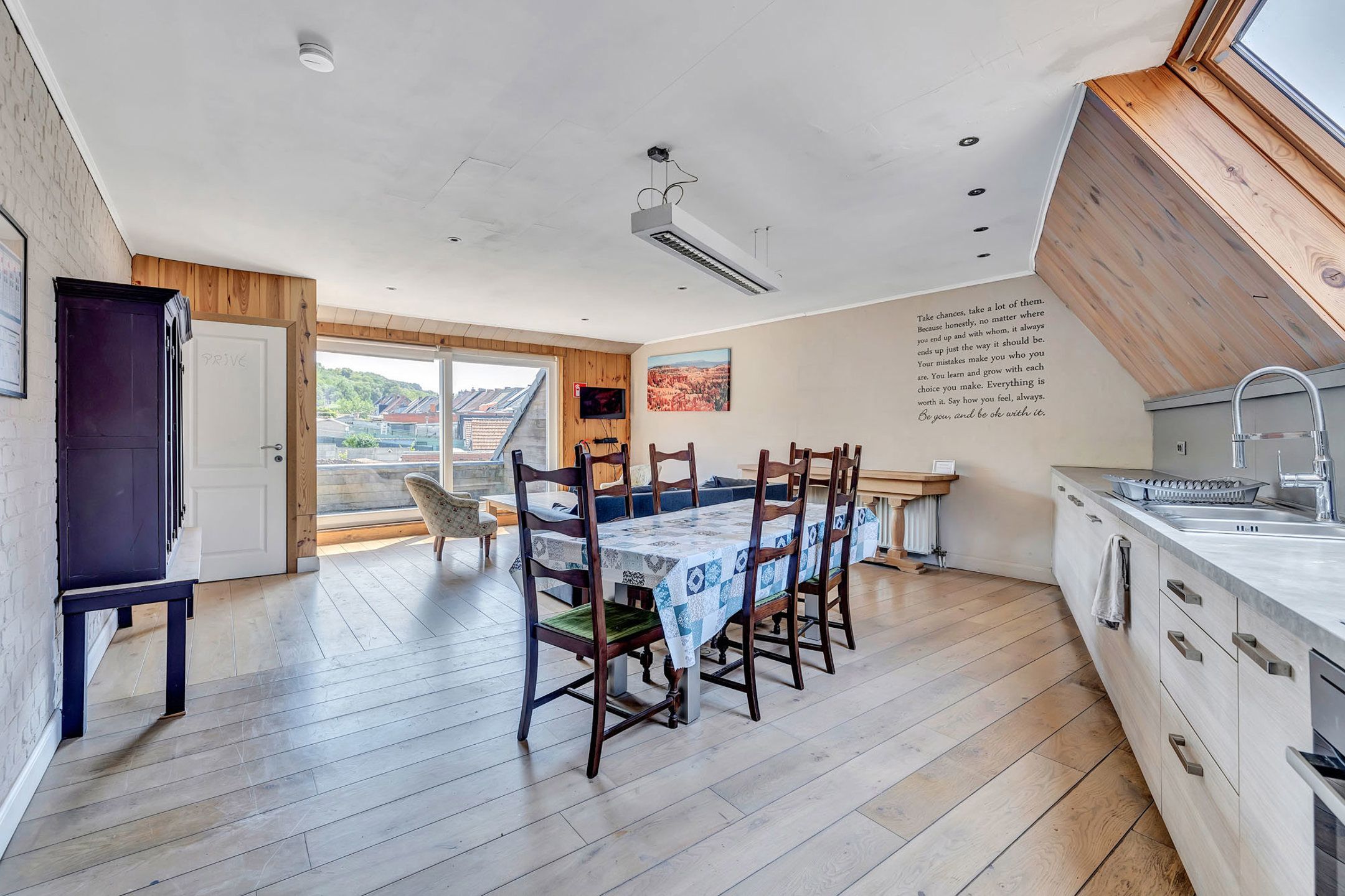 Instapklaar triplex of opbrengsteigendom met 5 slpks  foto 4