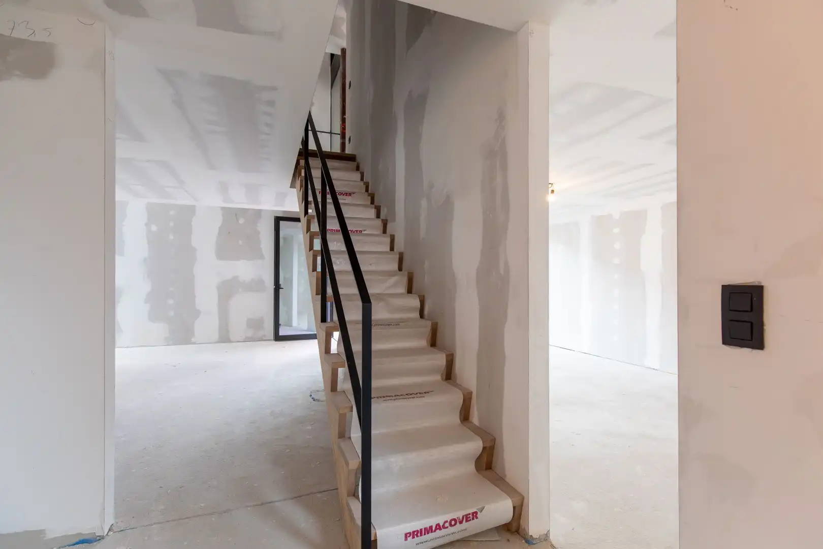 Lichtrijke woning met drie slaapkamers en twee badkamers (aankoop onder registratierechten, 2% mogelijk) foto 10