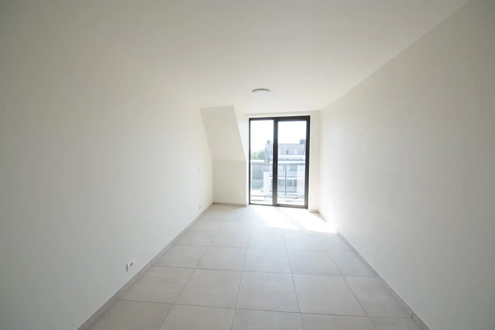 Recent appartement op topligging  TE HUUR in centrum Waregem! foto 15