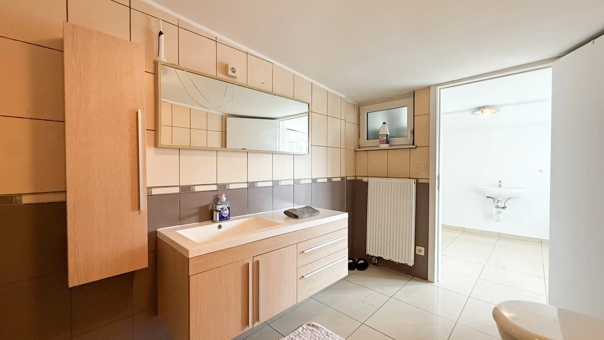 Halfopen woning met tuin en dubbele garage in H-Z! foto 26