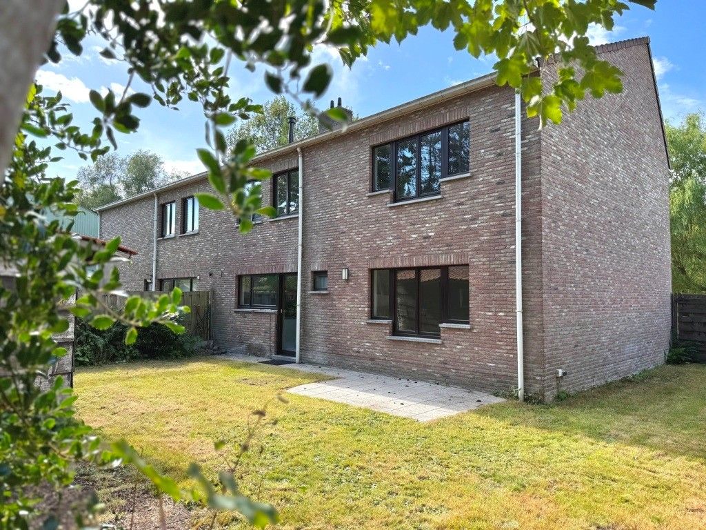 Gezinswoning op rustige en vlot bereikbaar locatie foto 2