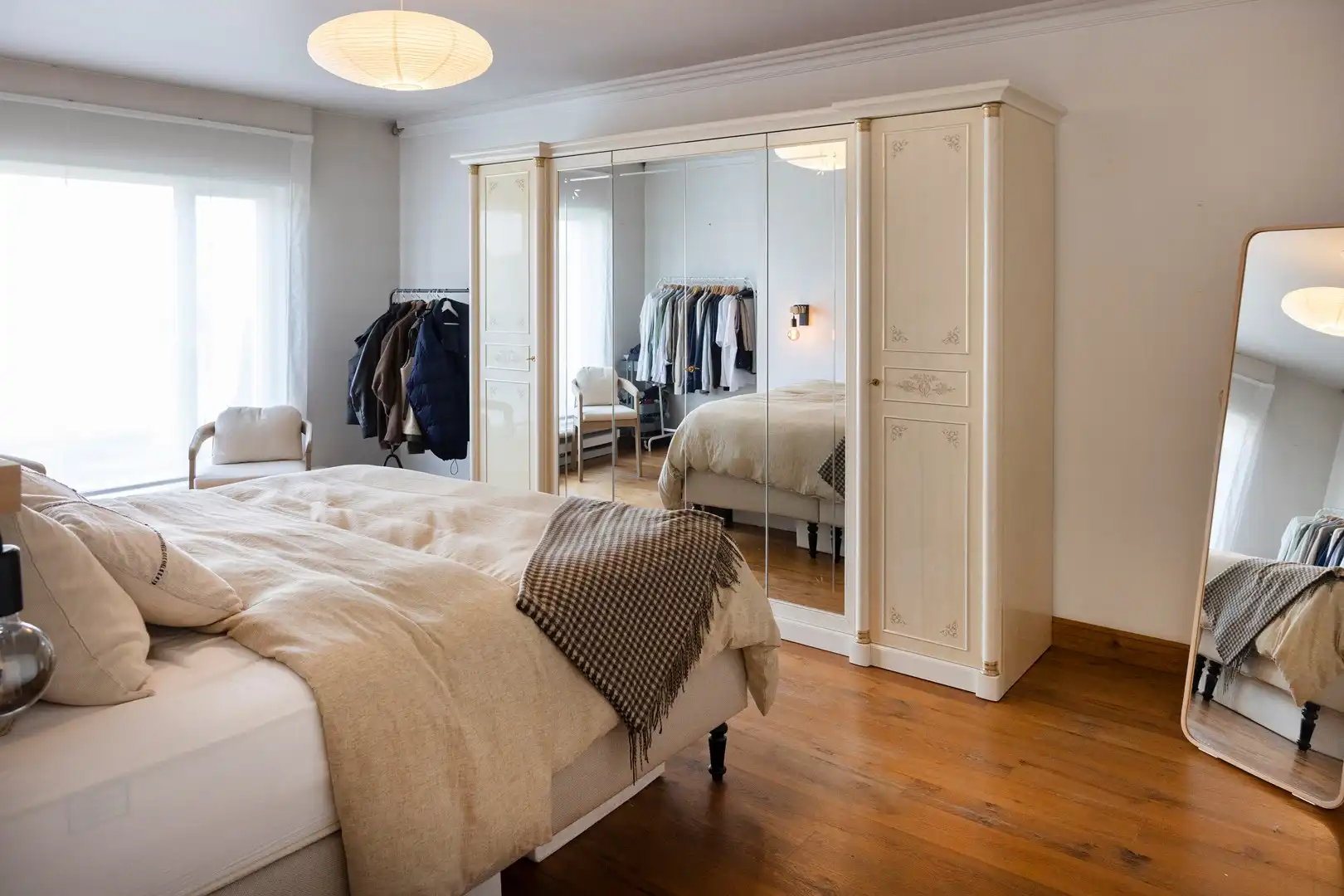 Klassevolle gelijkvloerse villa gelegen op Hoog Kortrijk. foto 9