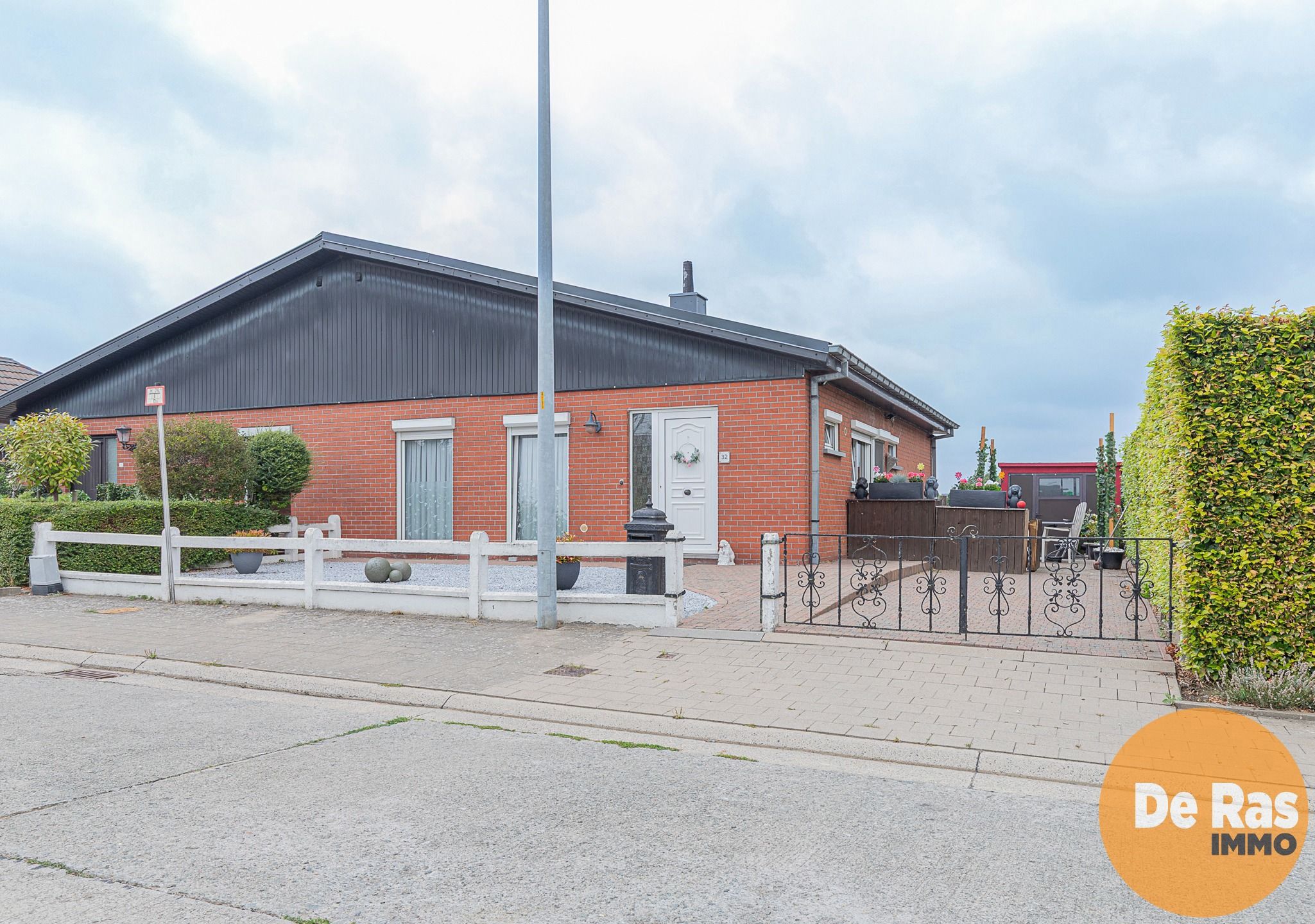 BURST – Centraal gelegen bungalow met 2 slpks  foto 16