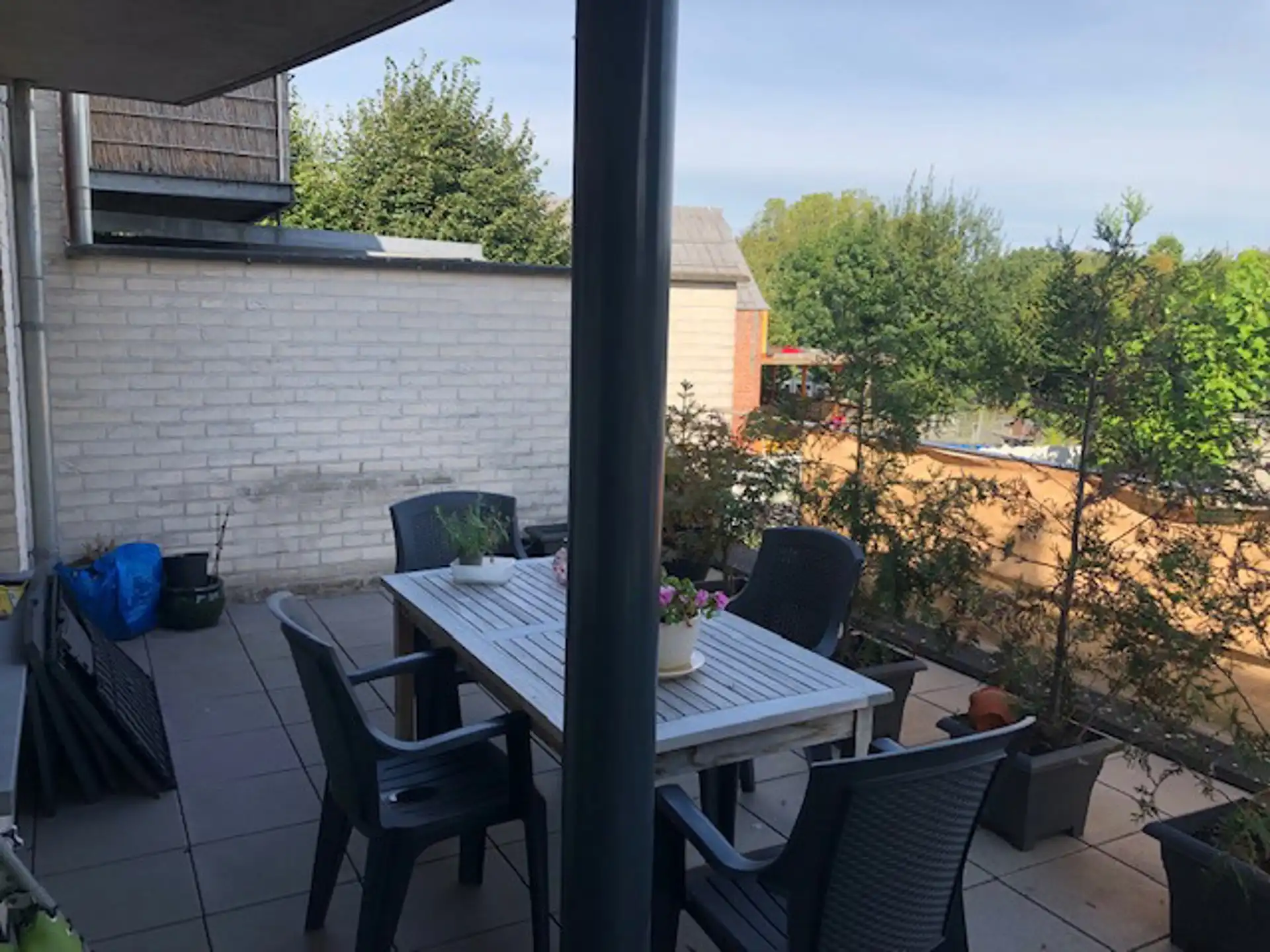Instapklaar appartement met garagebox foto 3