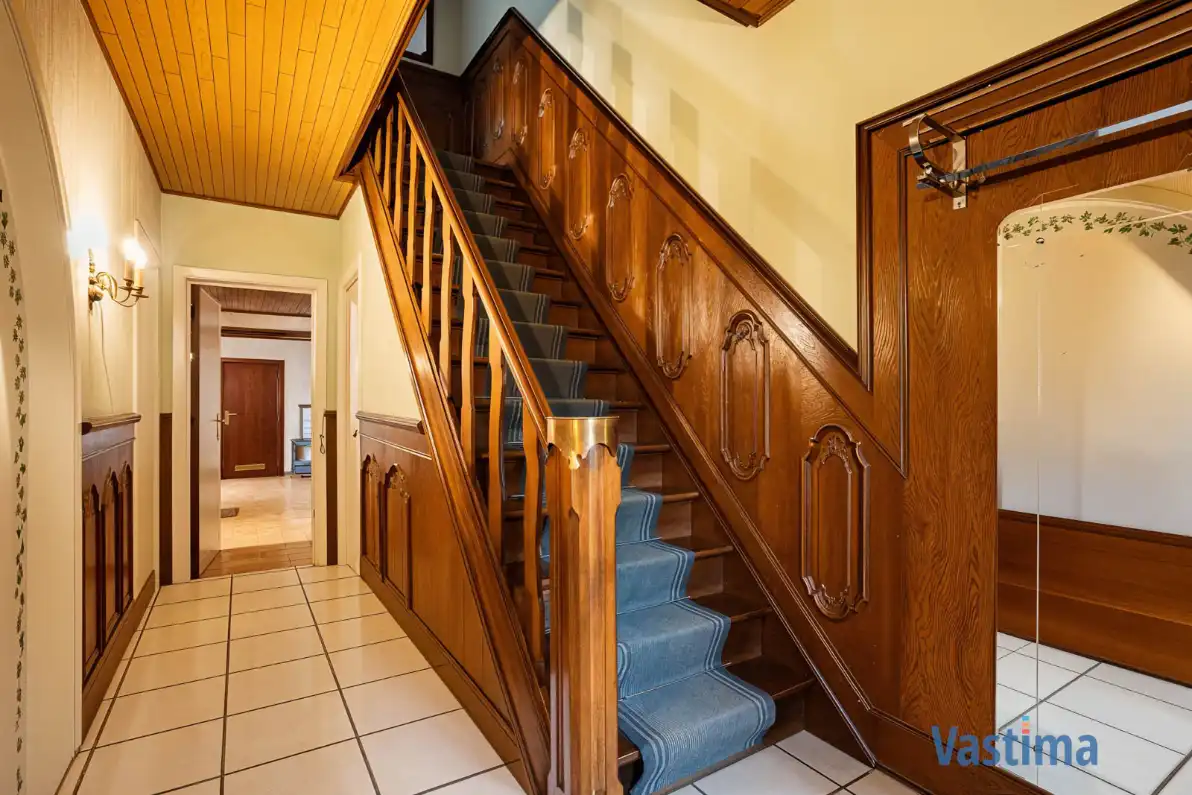 Te renoveren, halfopen woning met zuid gerichte tuin foto 13