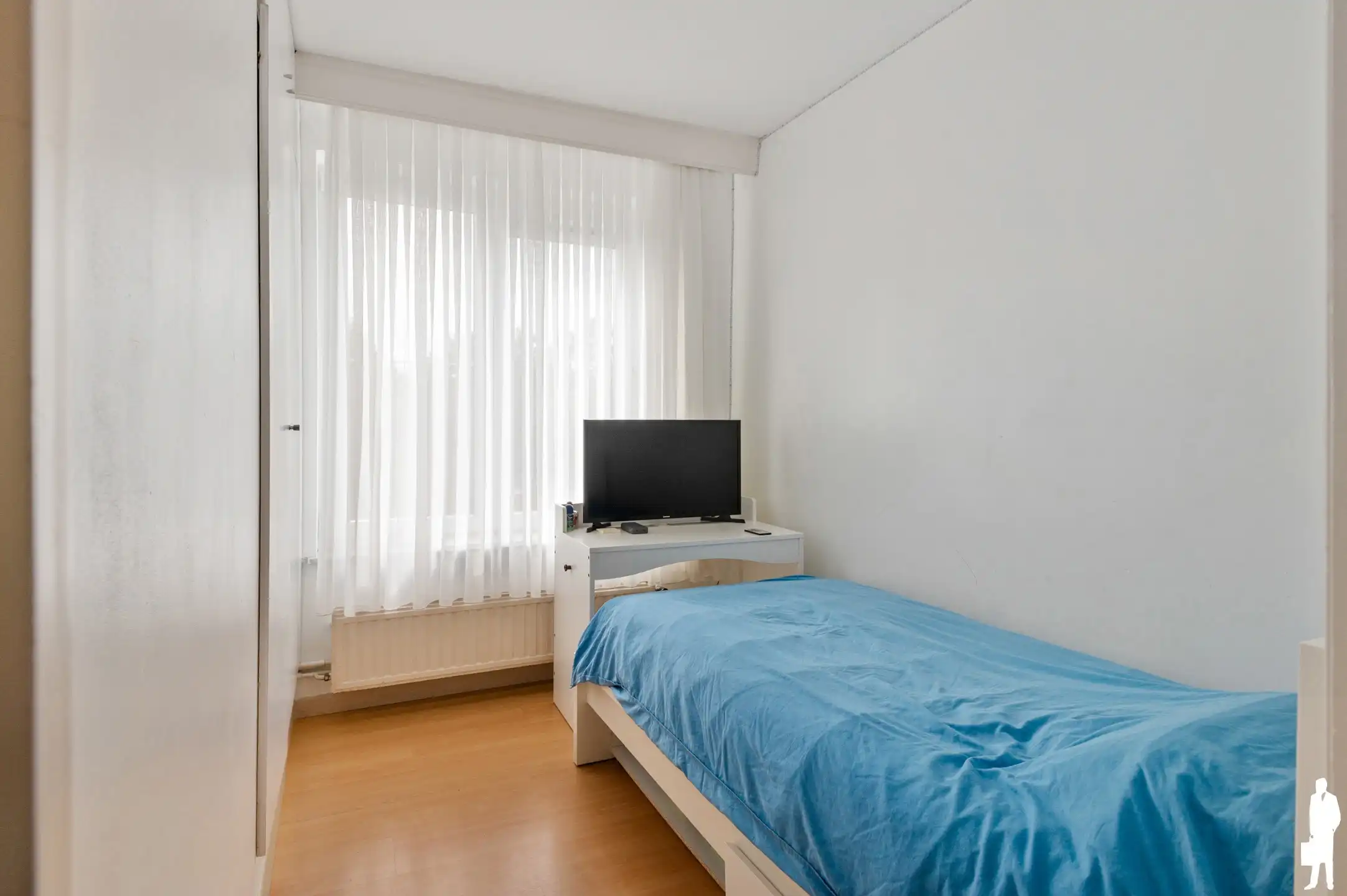 Ruime bel-etagewoning met 4 slaapkamers, garage en tuin foto 9