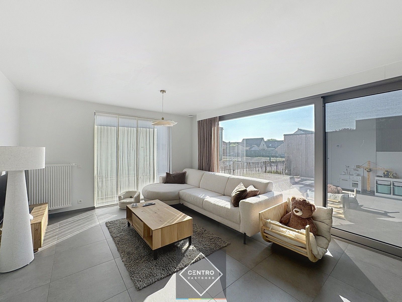 MOOI afgewerkte nieuwbouwwoning met alle COMFORT! foto 3